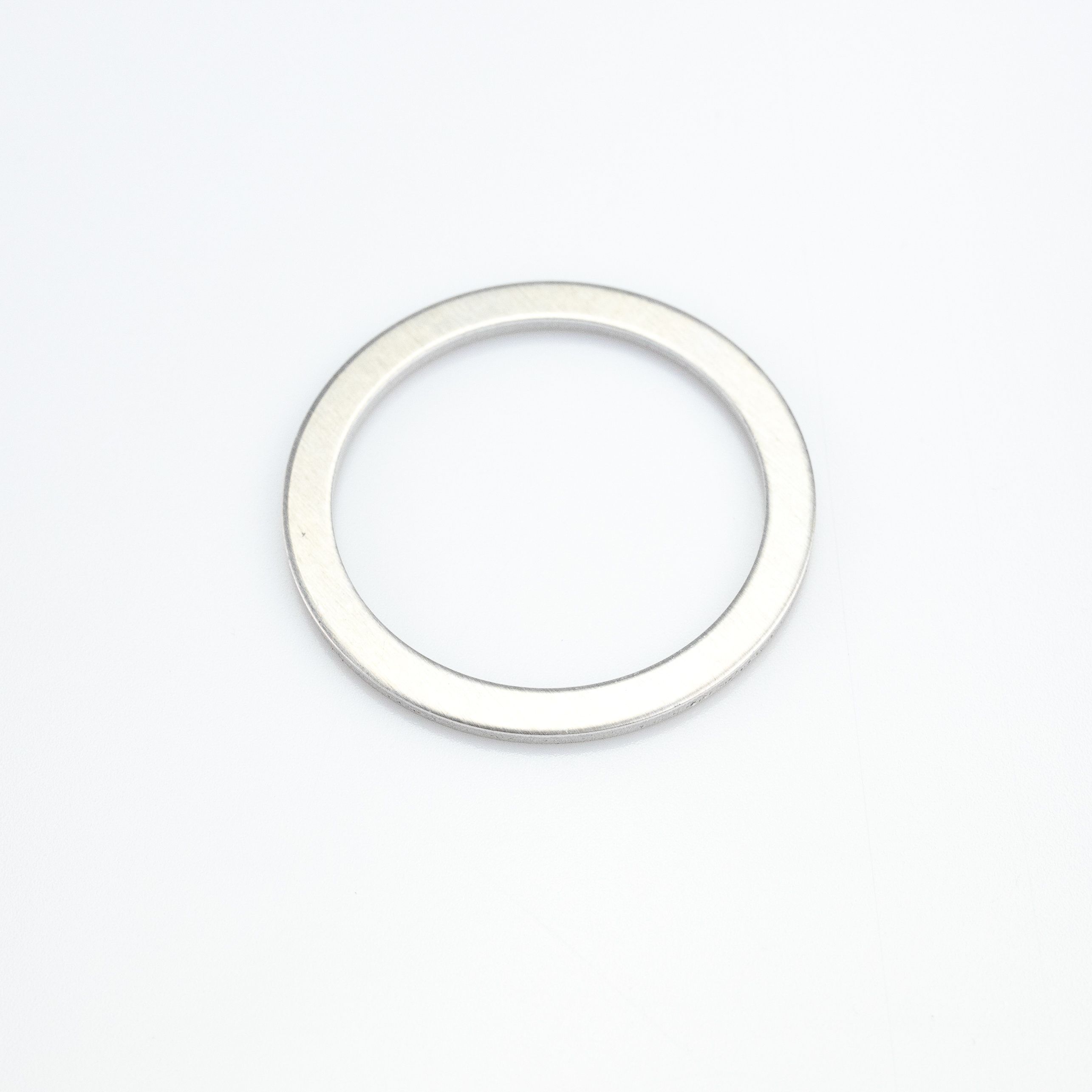 Washer FF next to oil seal KYB 110770001001