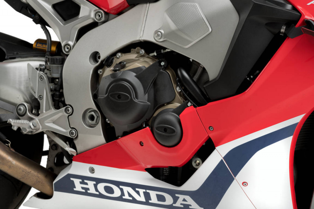 Engine protective covers PUIG 20289N Crni included right, left and alternator caps
